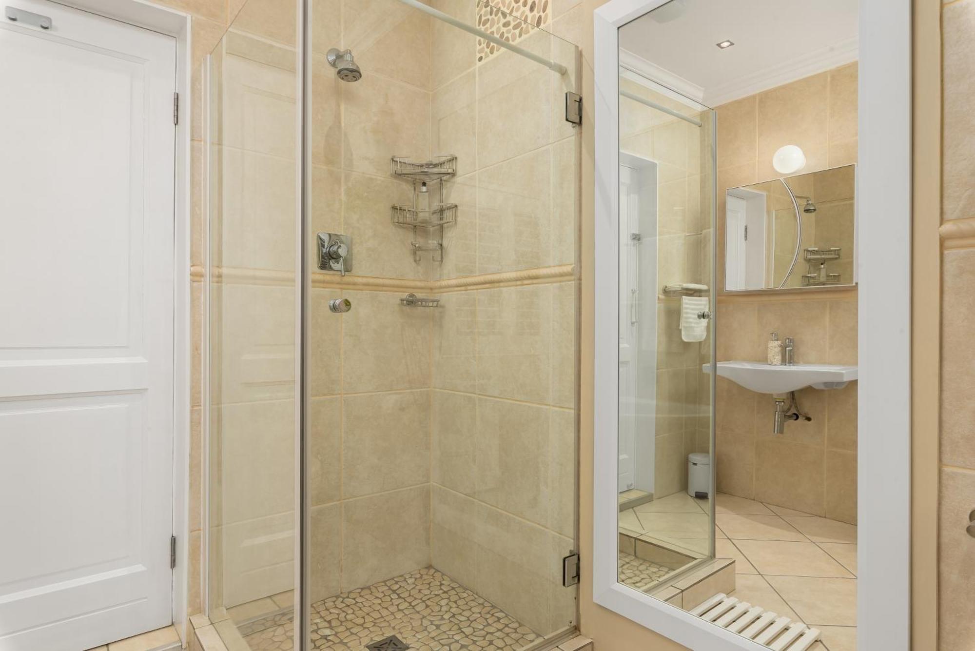 Meerendal Cottage-Affordable Luxury-Private Garden With Pool & Hot Tub Кейптаун Екстериор снимка